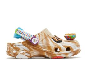 Cinnamon Toast Crunch x Classic All-Terrain Clog para crianças