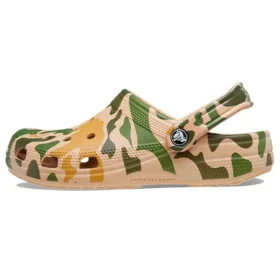 Classic Clog com padrão camuflado «Verde cáqui»