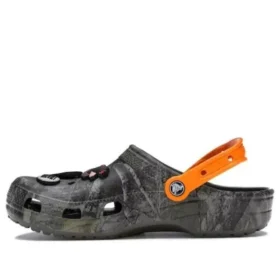 Classic x Luke Combs Clogs «Realtree Camo»