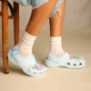Sabota clássica com fivela esmaltada Sabota clássica com fivela esmaltada