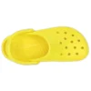 Sandálias unissexo clássicas Crocs Beach em amarelo vivo