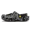 Smiley World Classic Clogs «Preto Branco Amarelo»