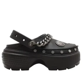 Stomp Clog com Detalhes “Black”