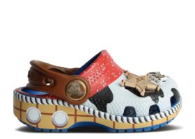 Toy Story x Classic Clog para crianças pequenas «Woody»